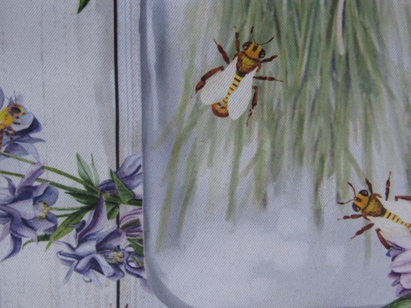 画像: ミツバチのガーデンフラッグ